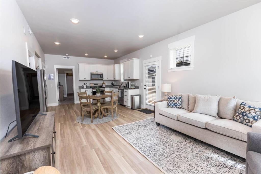 Charming 3-Bedroom In Vibrant New Neighborhood Billings Exterior foto