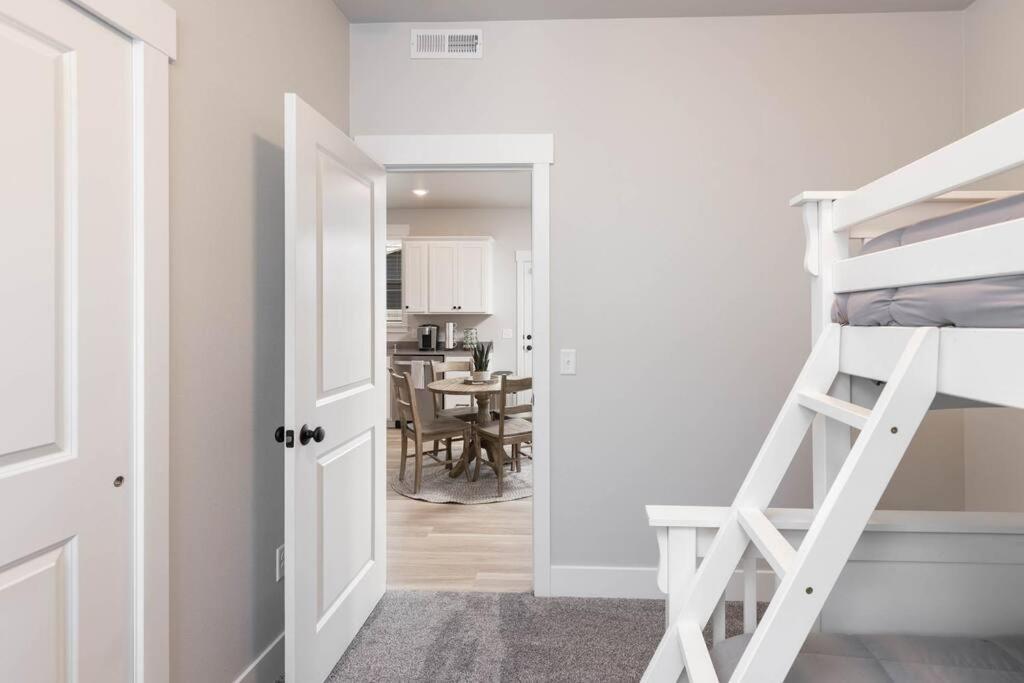Charming 3-Bedroom In Vibrant New Neighborhood Billings Exterior foto