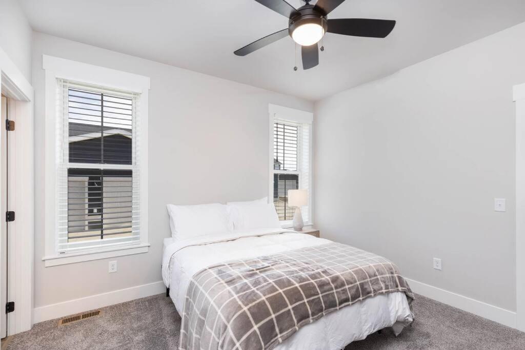 Charming 3-Bedroom In Vibrant New Neighborhood Billings Exterior foto